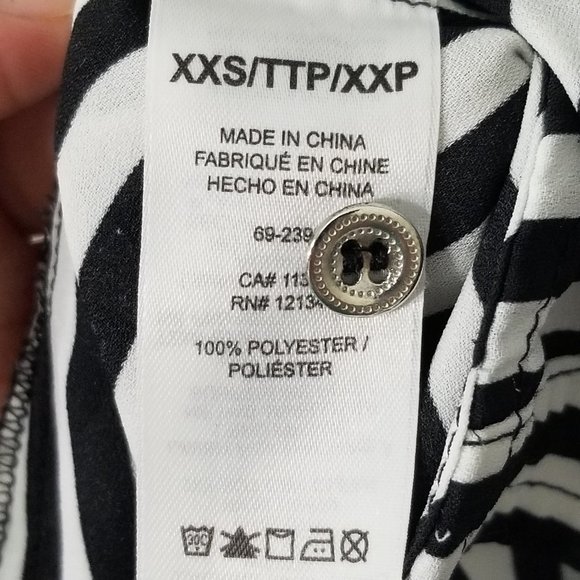 Dynamite Black White Striped Roll Tab Sleeve Pocket Business Casual Business XXS - Picture 3 of 7